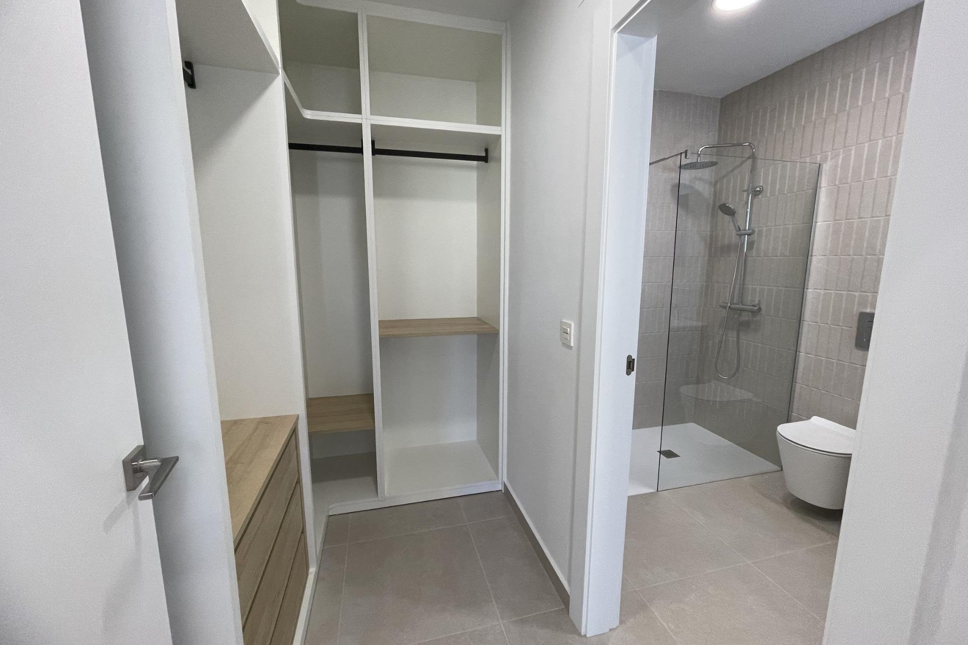 Obra nueva - villa -
