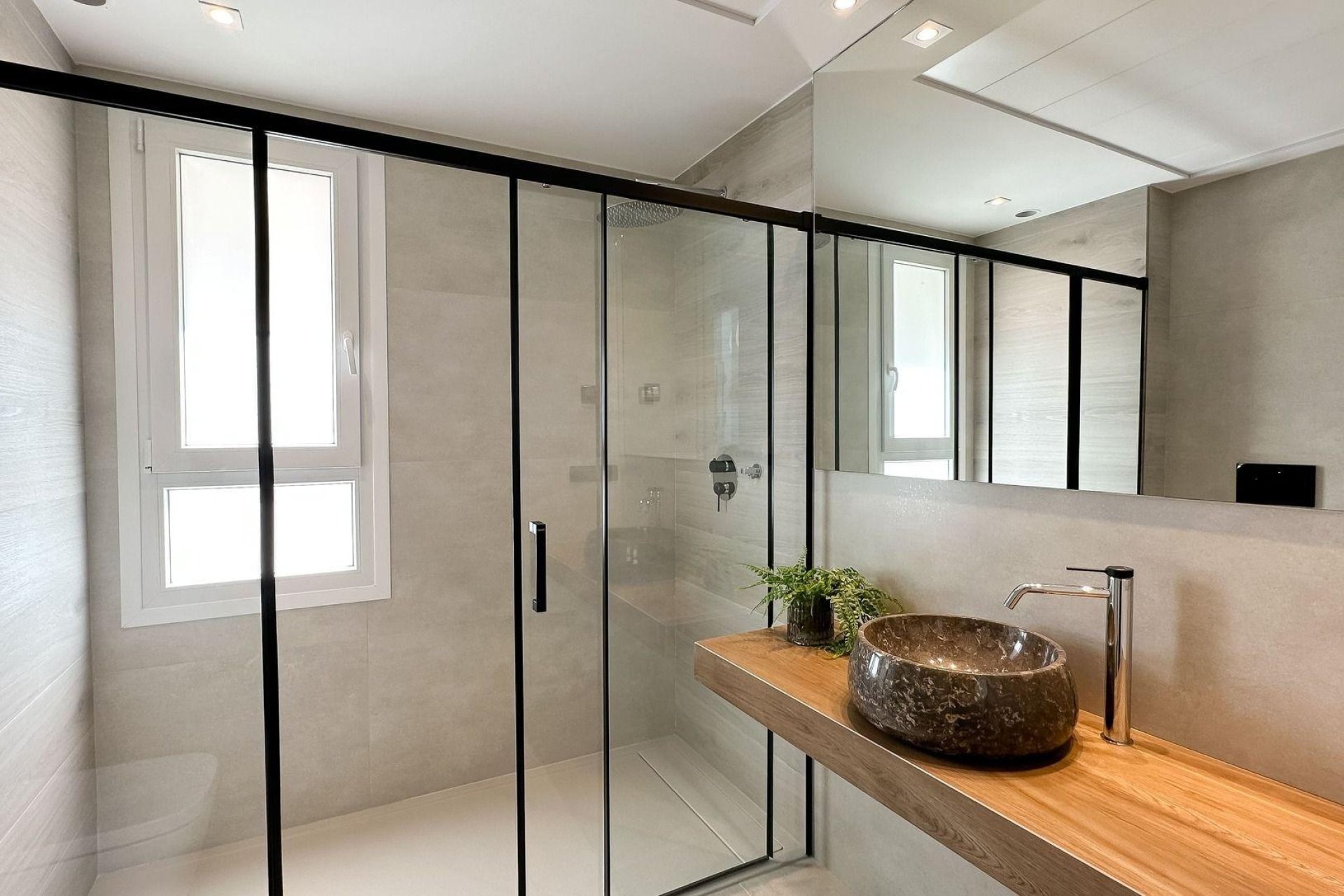 Obra nueva - villa -
