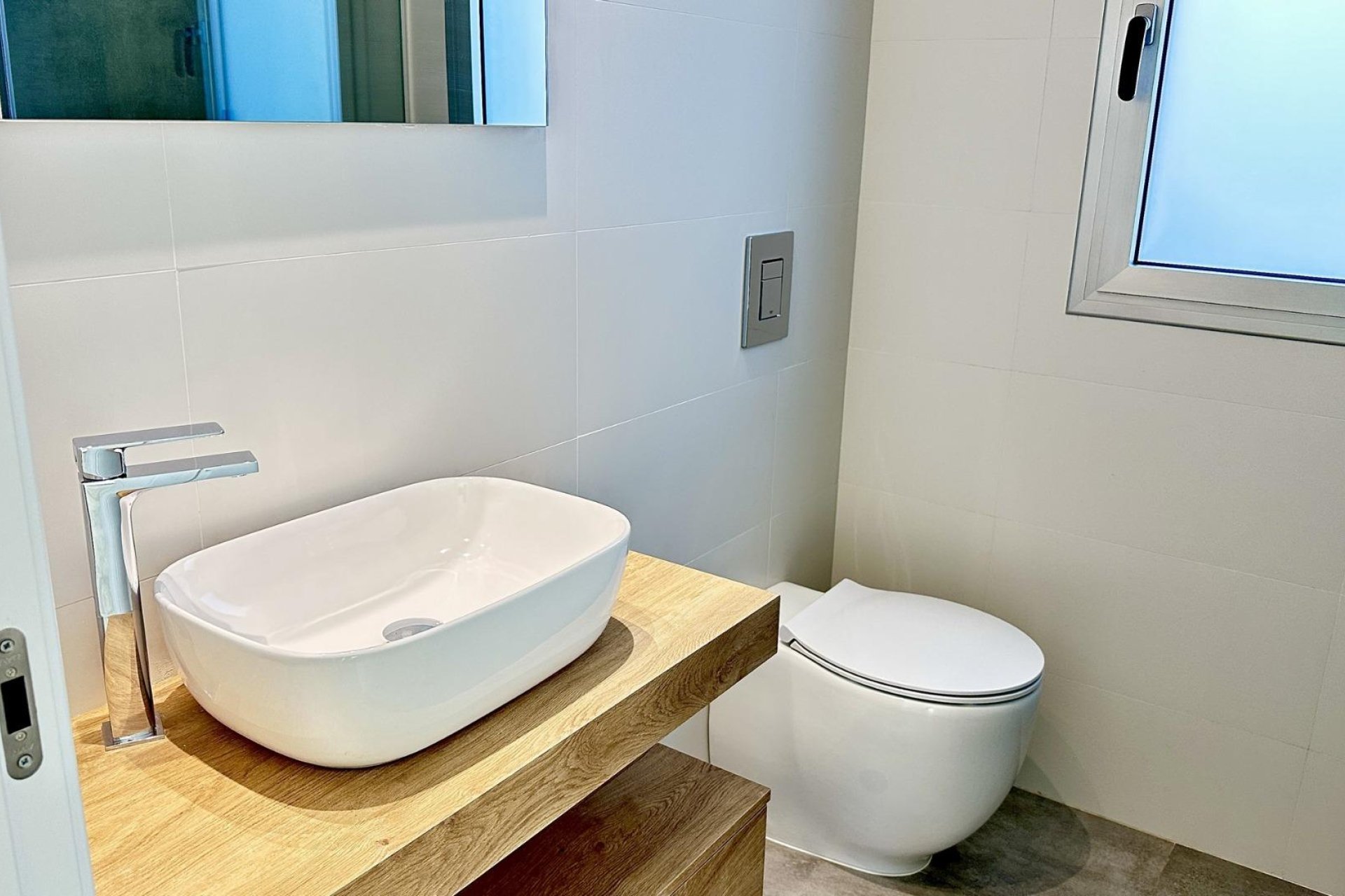 Obra nueva - villa -
