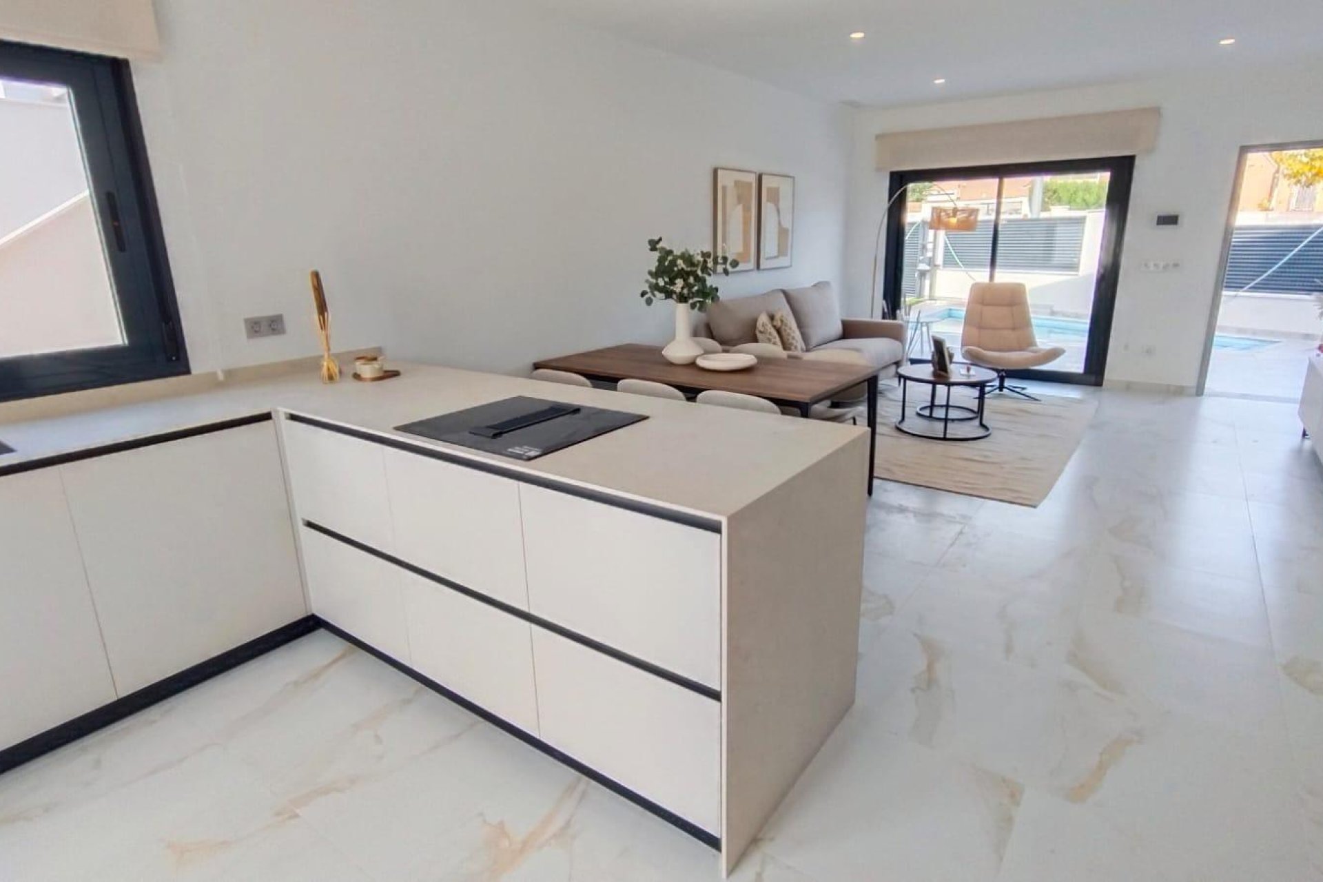 Obra nueva - villa -
