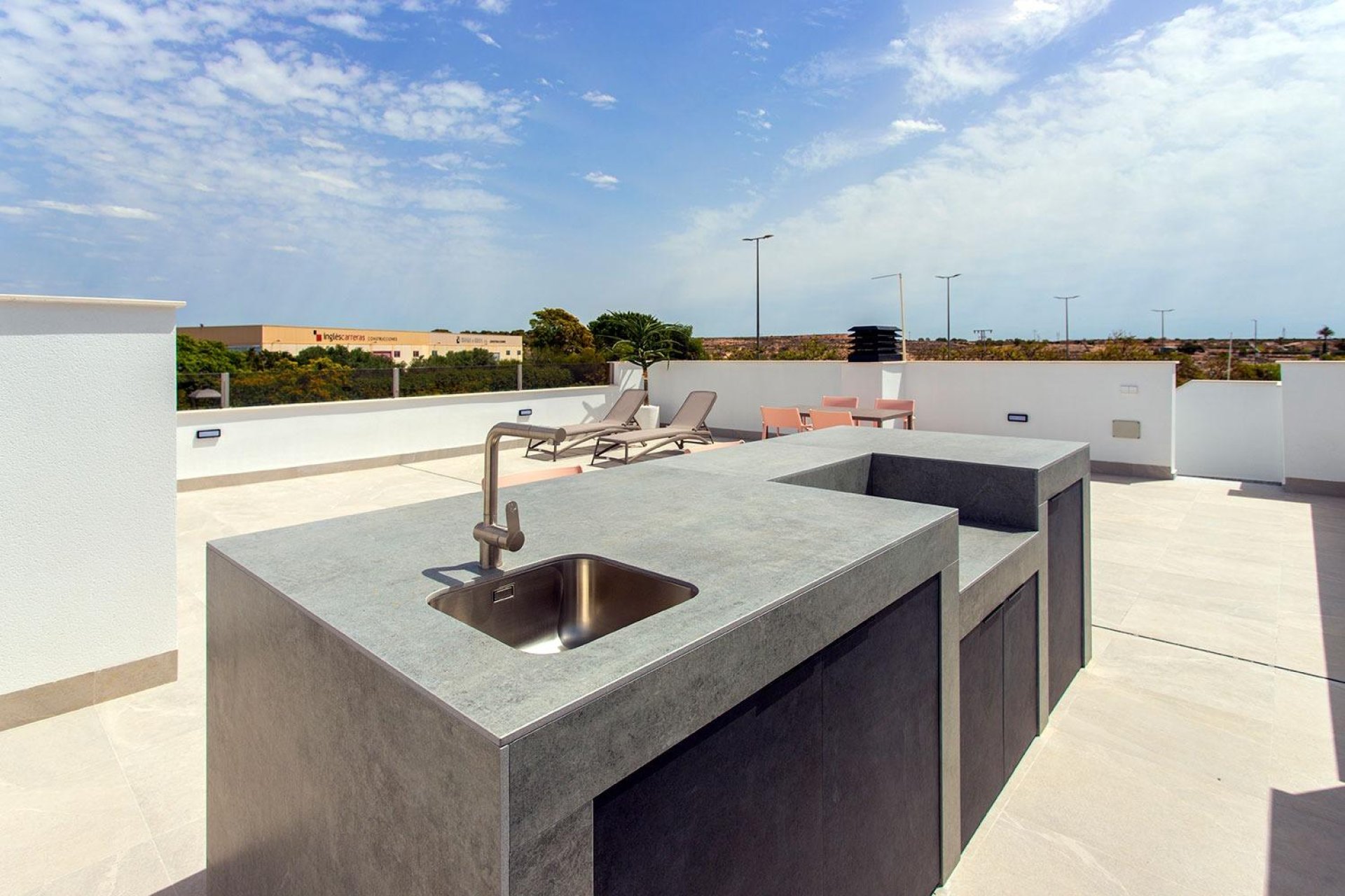 Obra nueva - villa -
