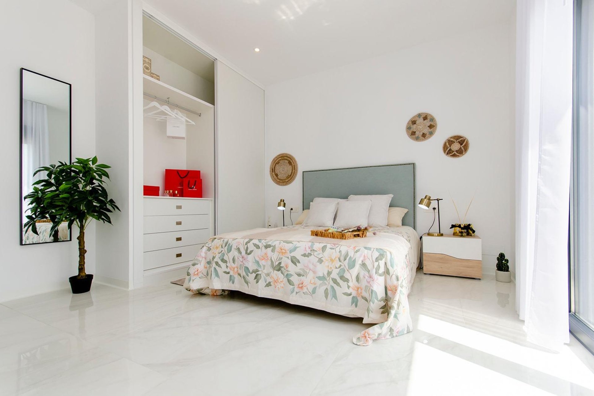 Obra nueva - villa -
