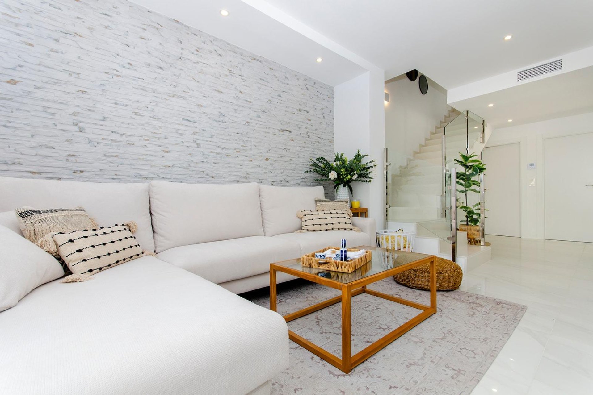 Obra nueva - villa -
