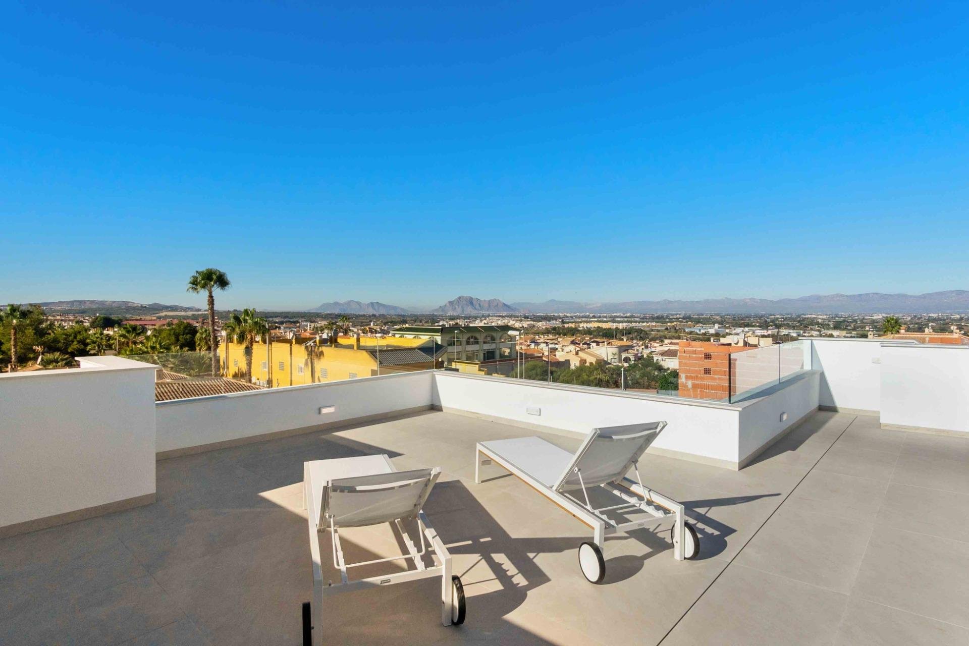 Obra nueva - villa -
