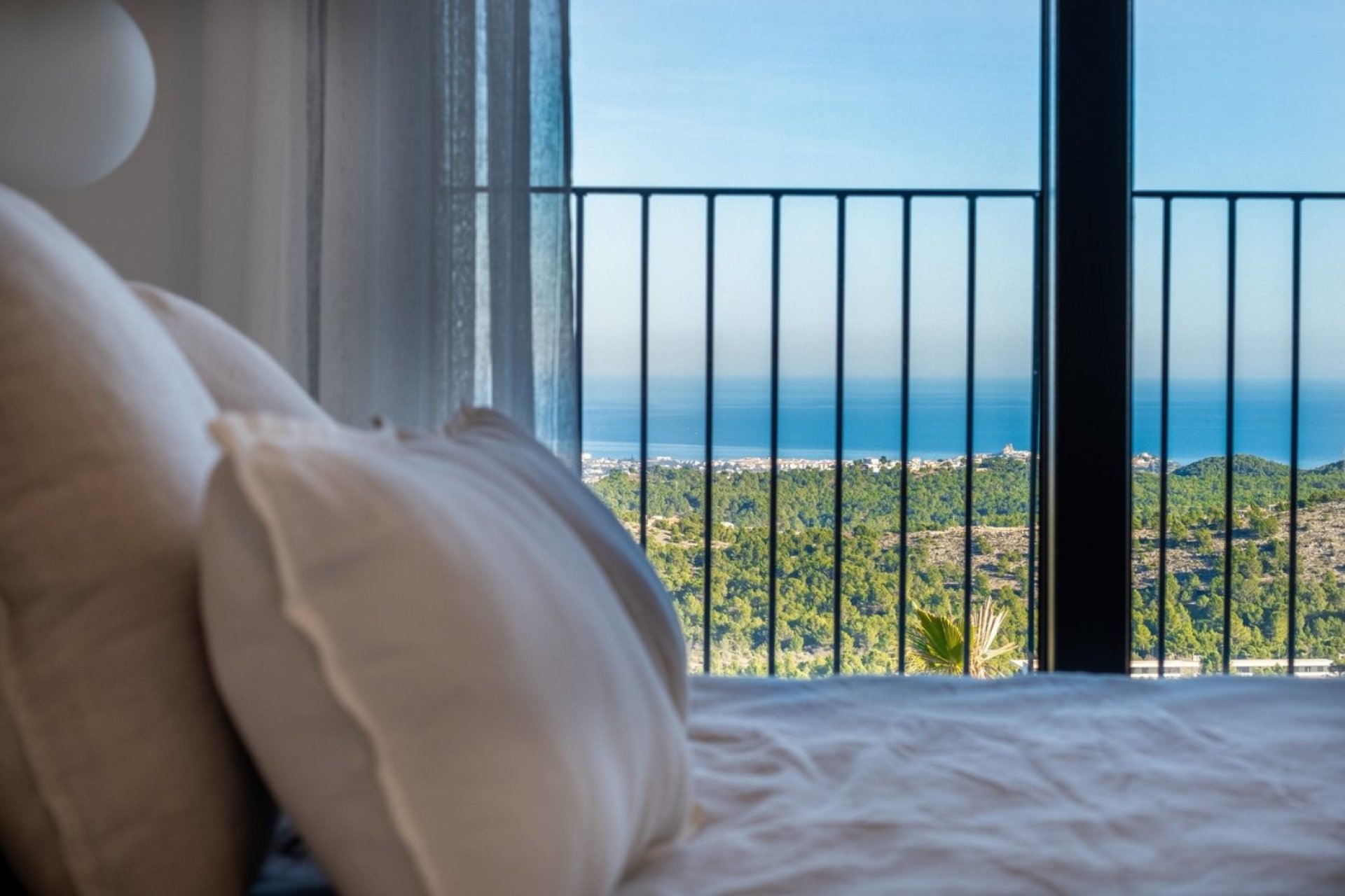 Obra nueva - villa -
