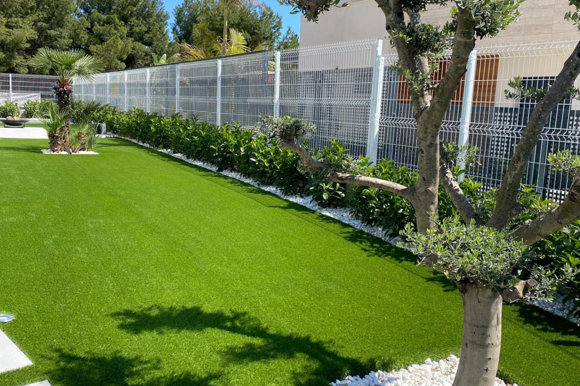 Obra nueva - villa -
