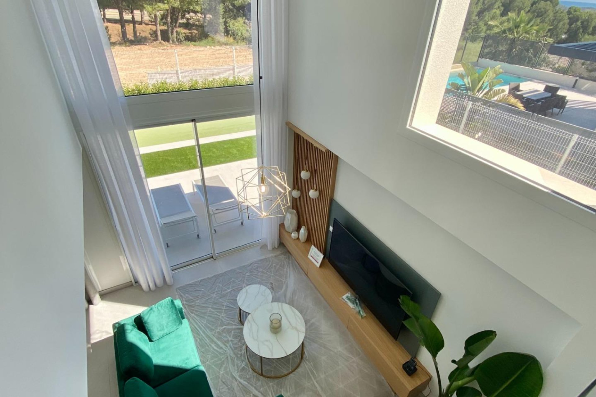 Obra nueva - villa -
