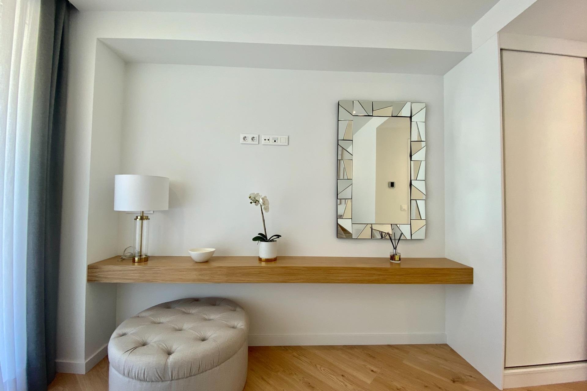 Obra nueva - villa -
