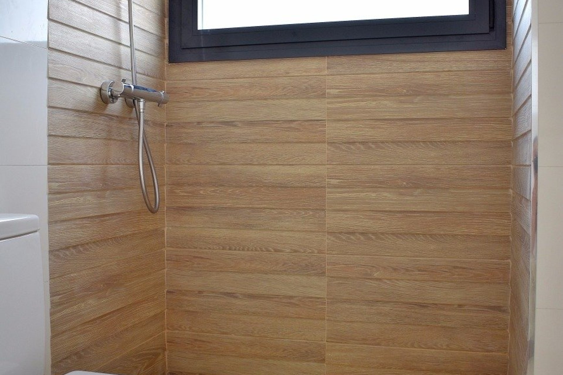 Obra nueva - villa -
