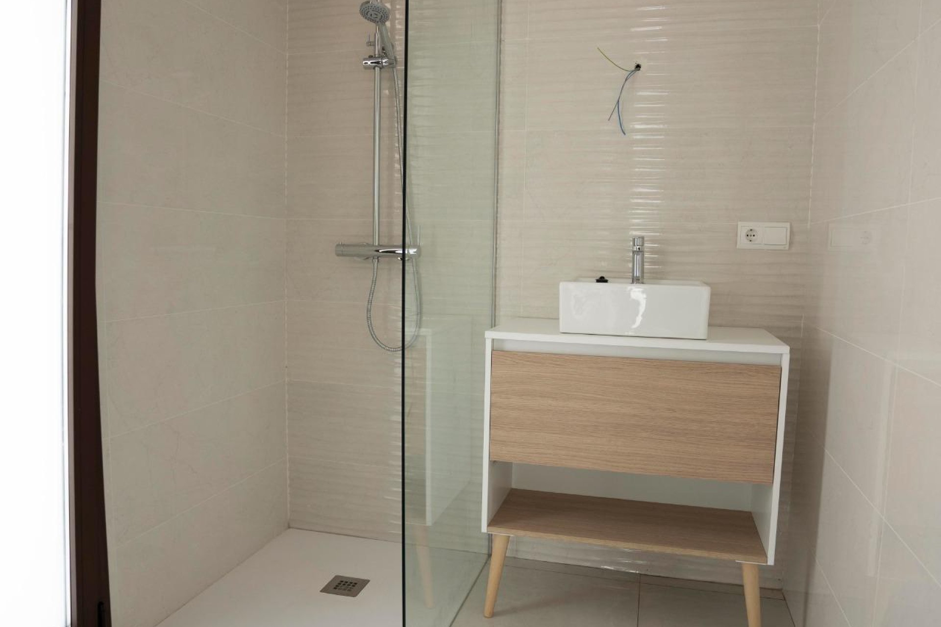 Obra nueva - villa -
