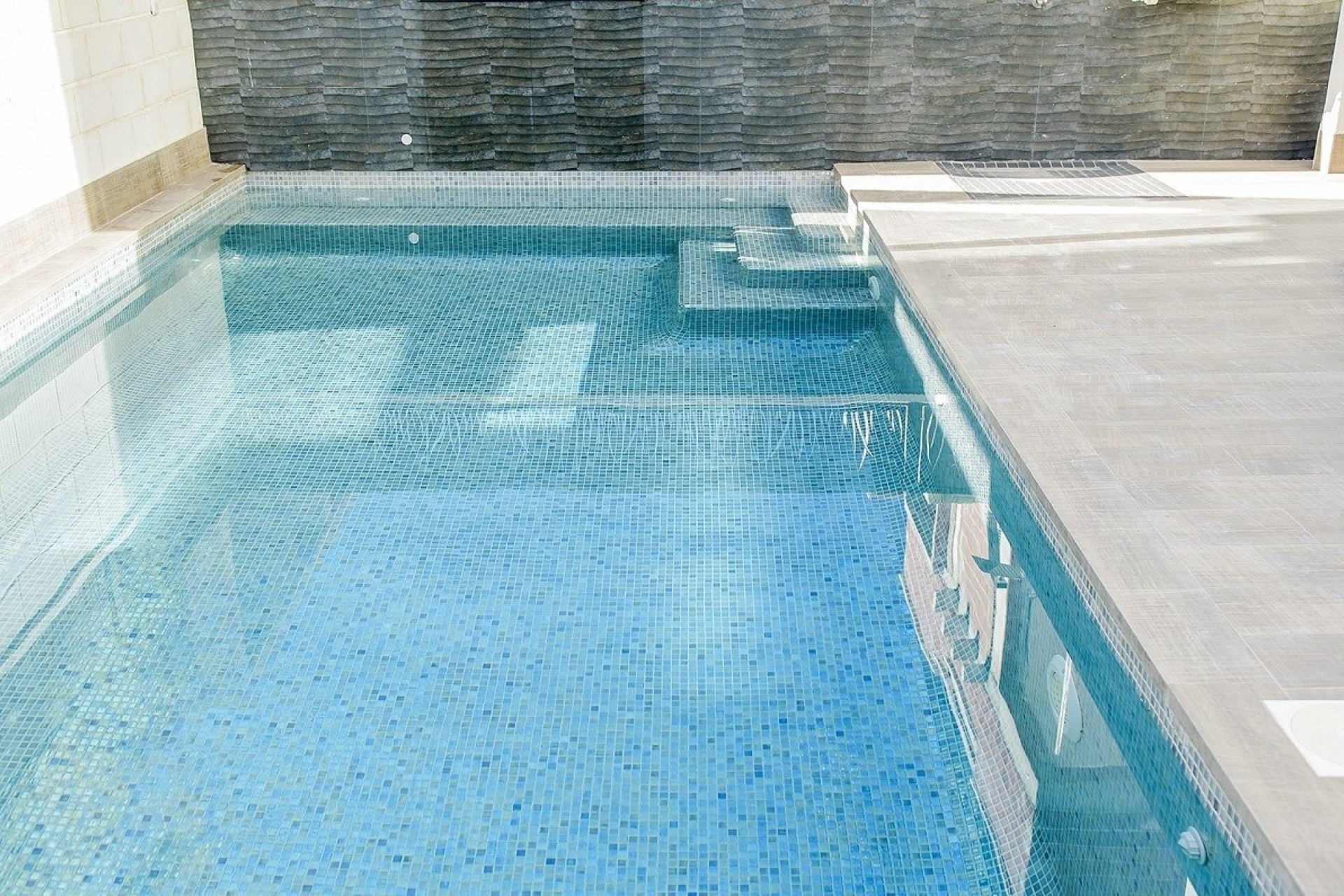 Obra nueva - villa -
