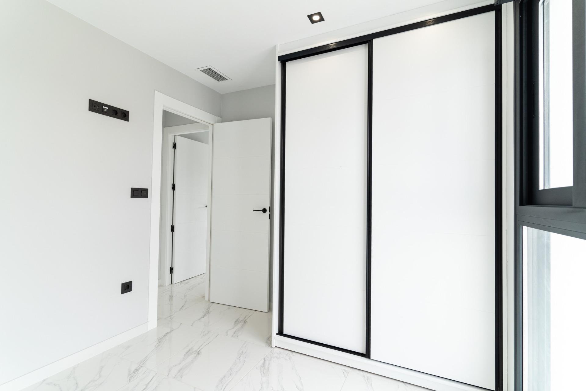 Obra nueva - villa -
