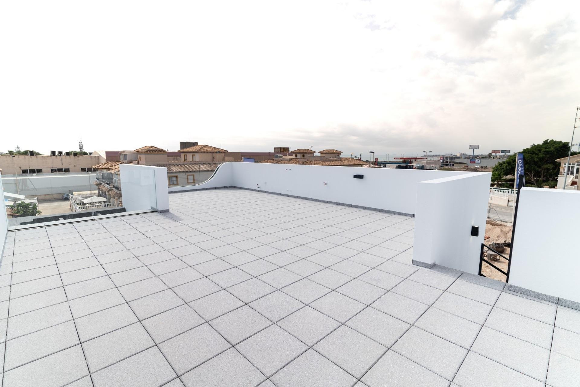 Obra nueva - villa -
