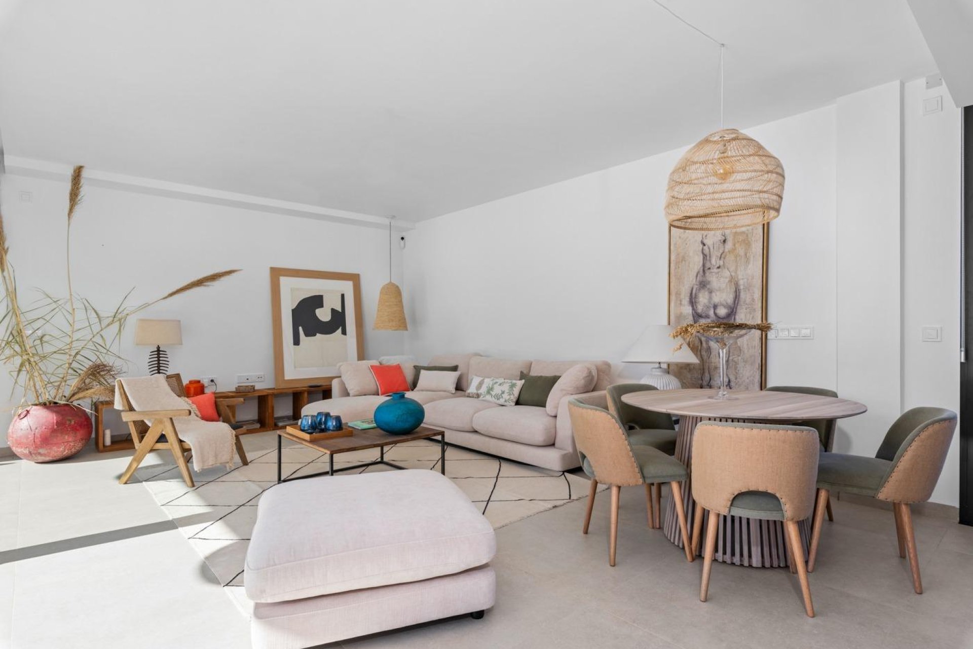 Obra nueva - villa -
