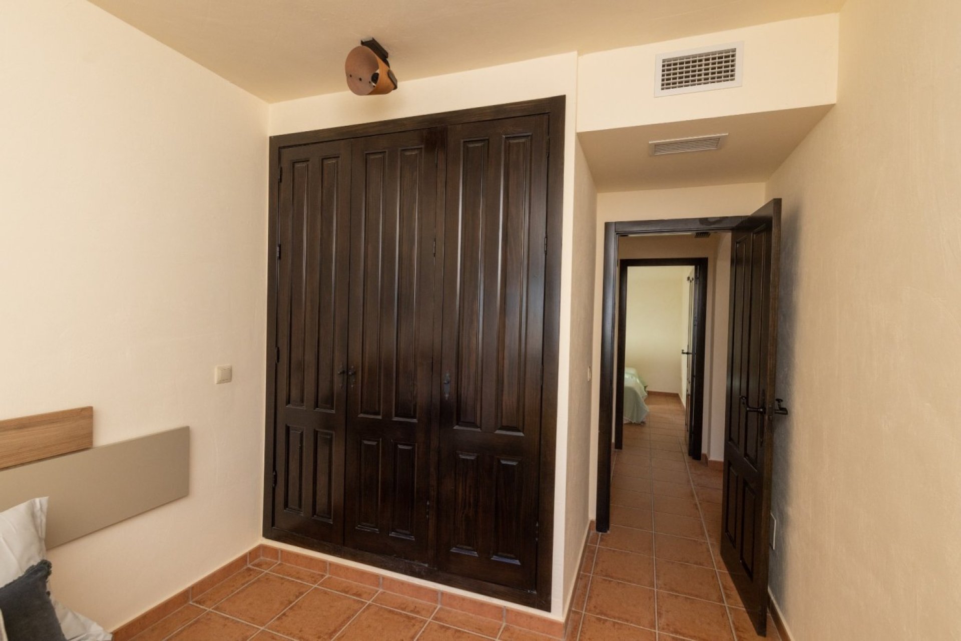 Obra nueva - villa -
