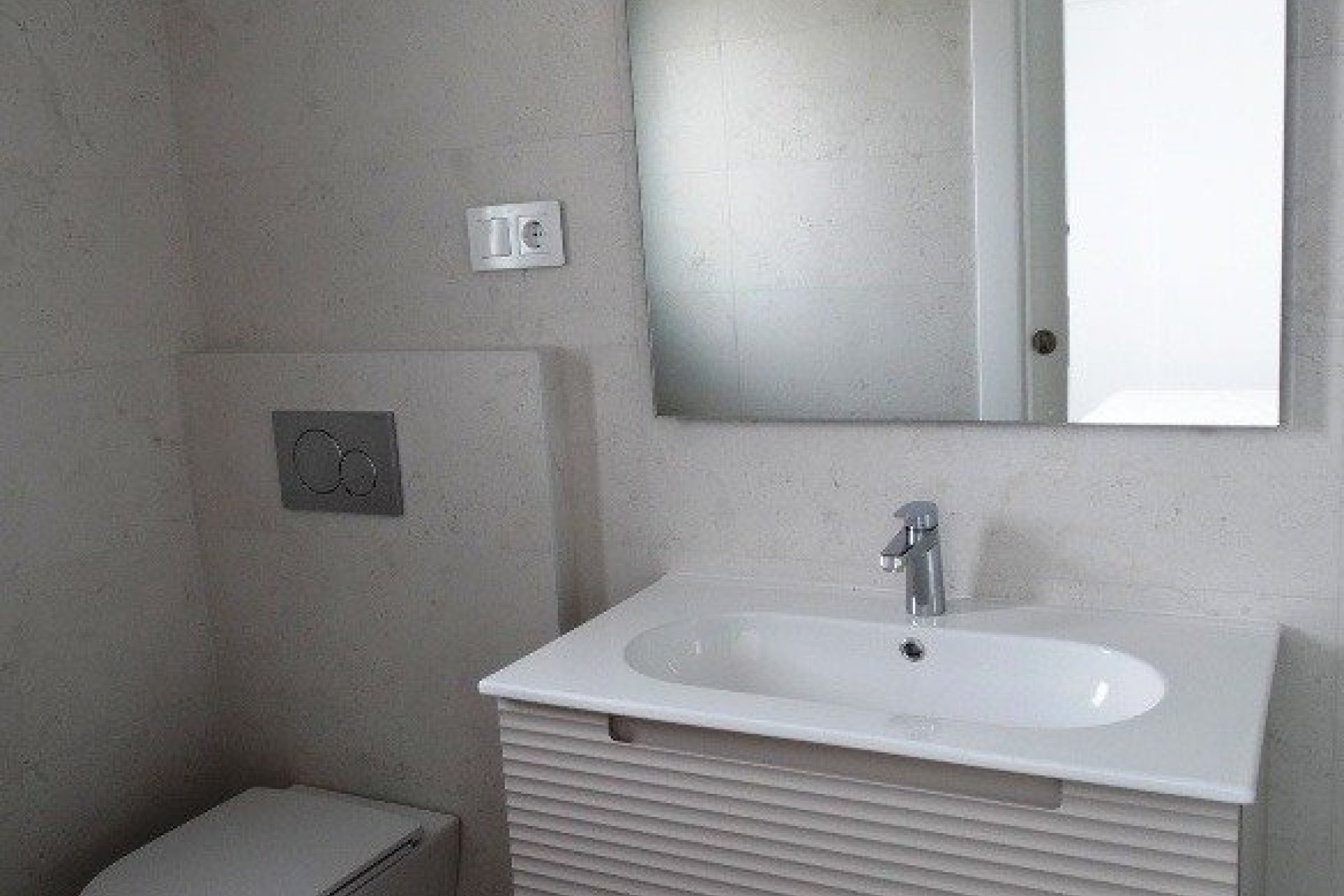 Obra nueva - villa -
