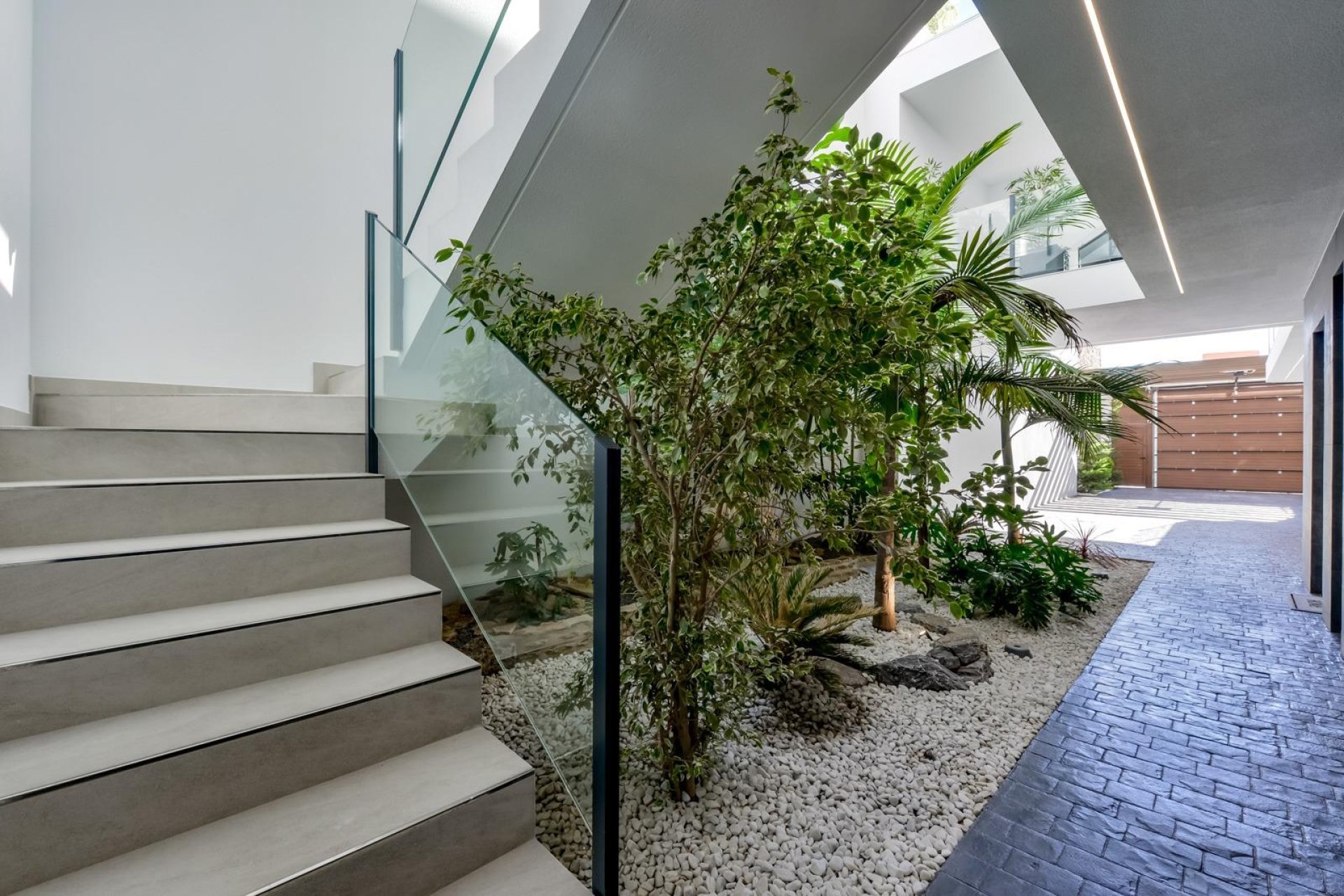 Obra nueva - villa -
