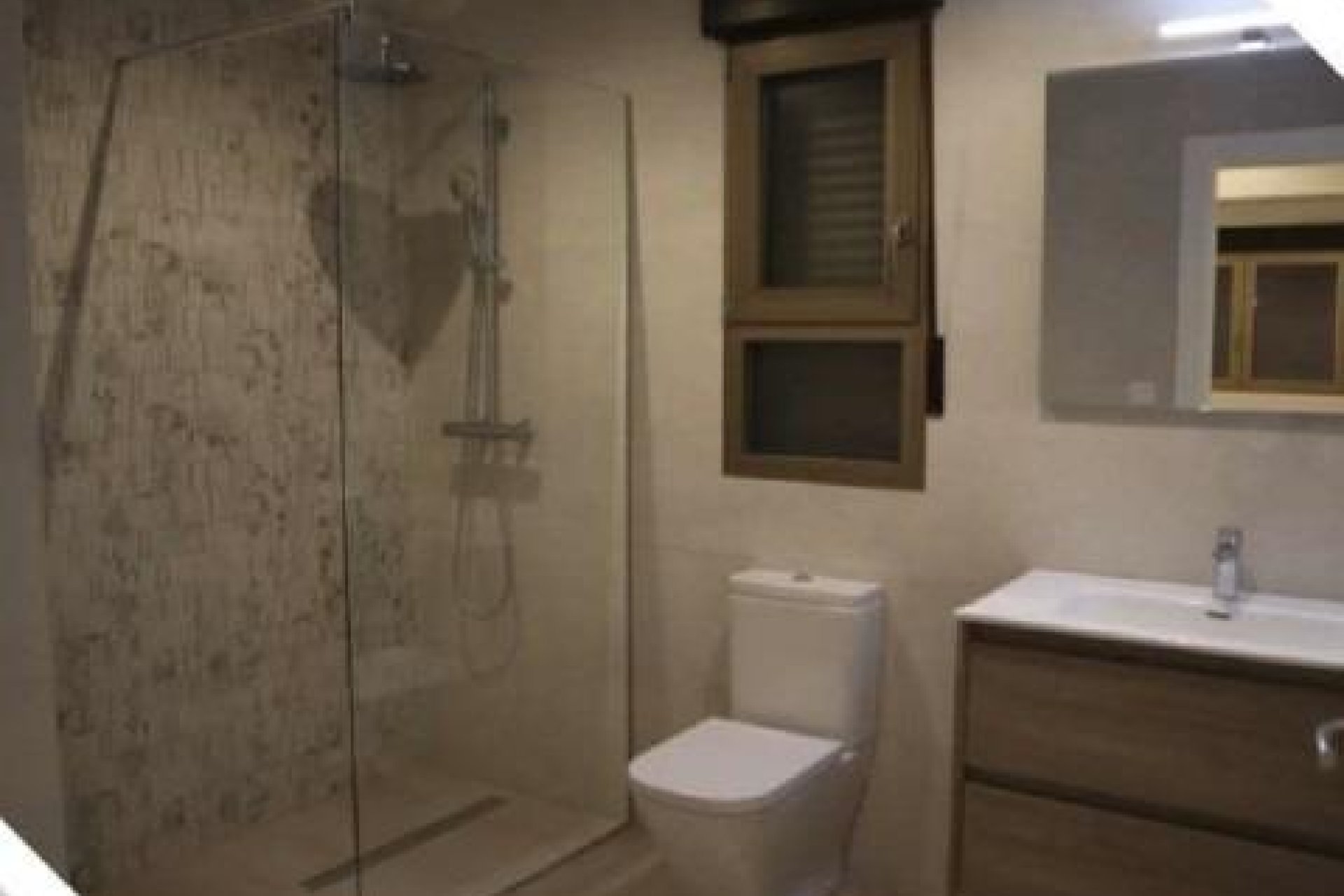 Obra nueva - villa -
