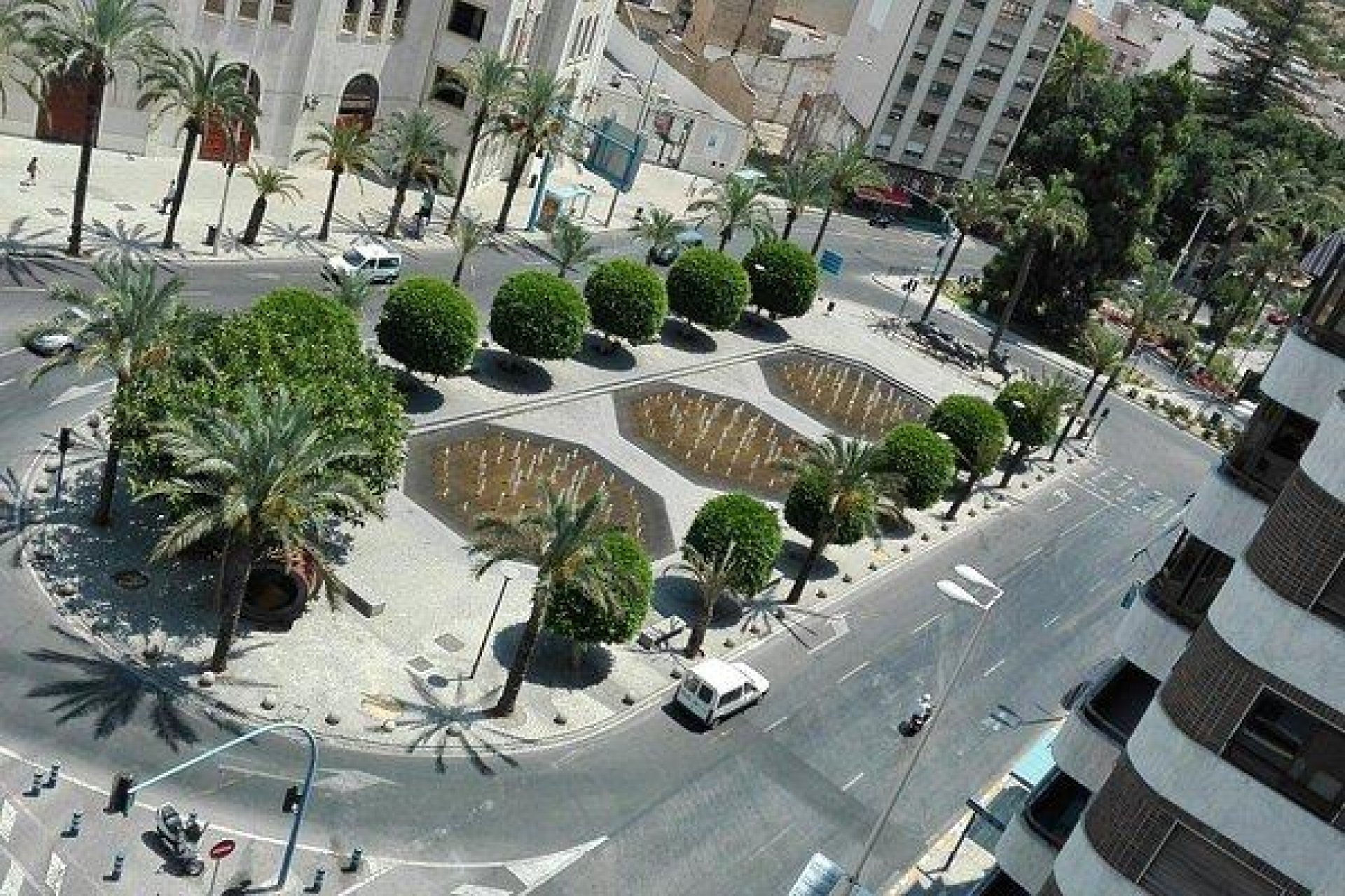 Obra nueva - villa -
