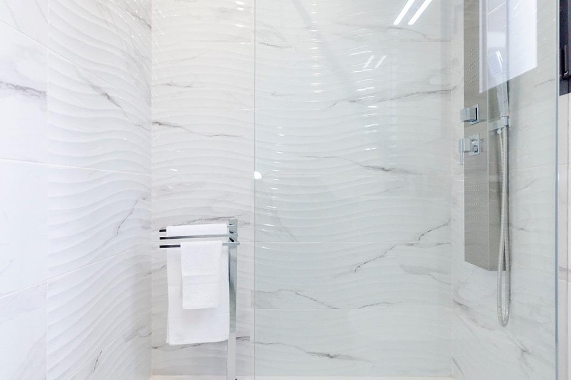 Obra nueva - villa -
