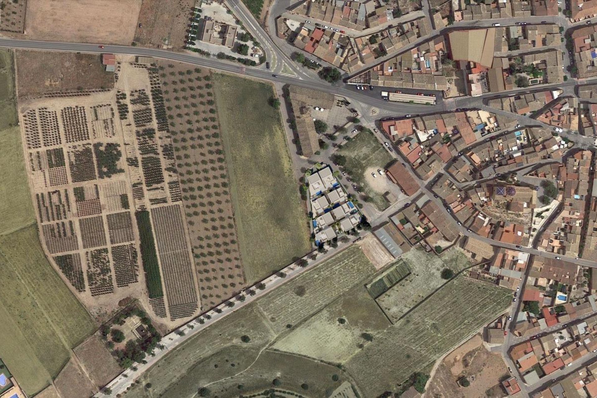 Obra nueva - villa -
