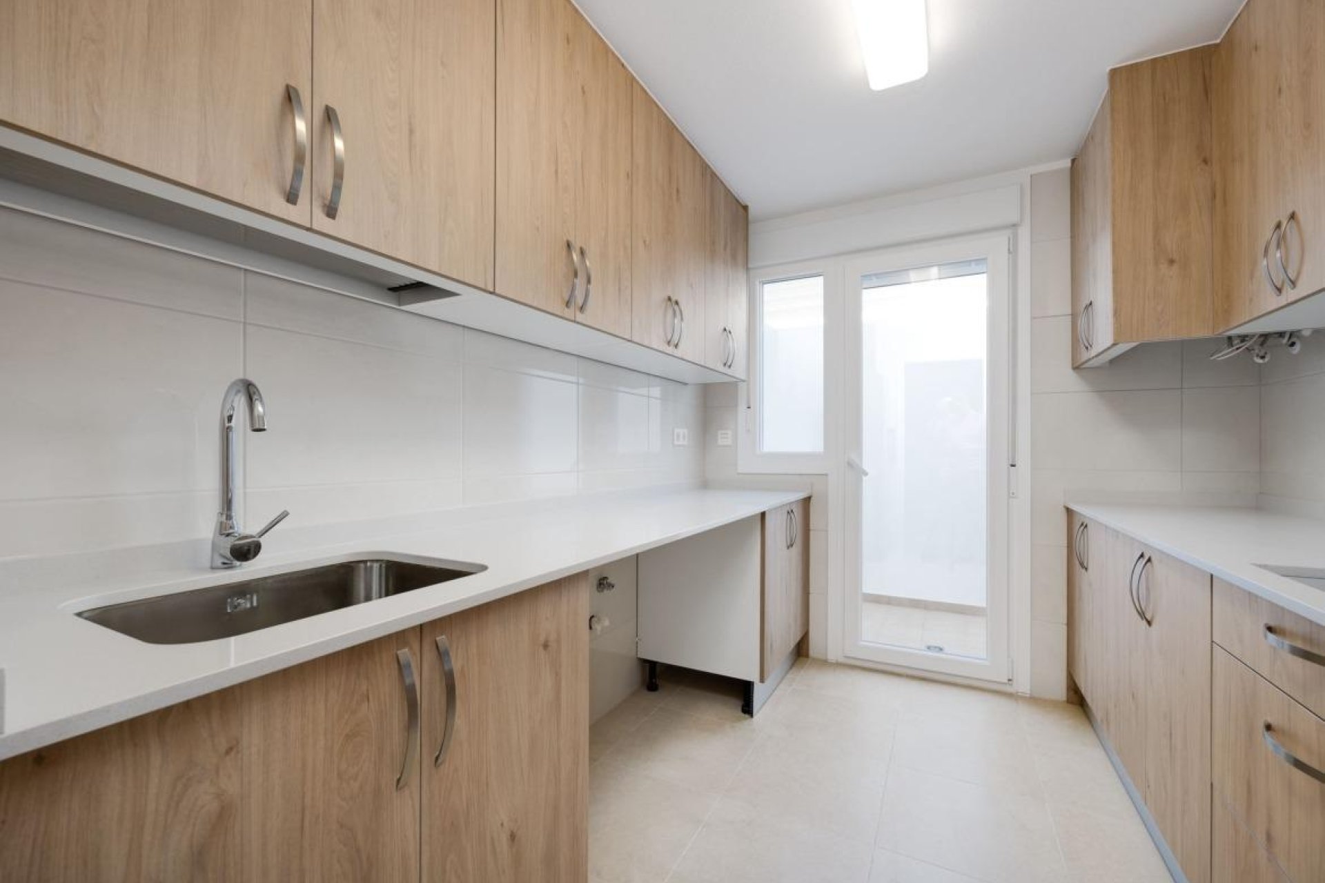 Obra nueva - villa -
