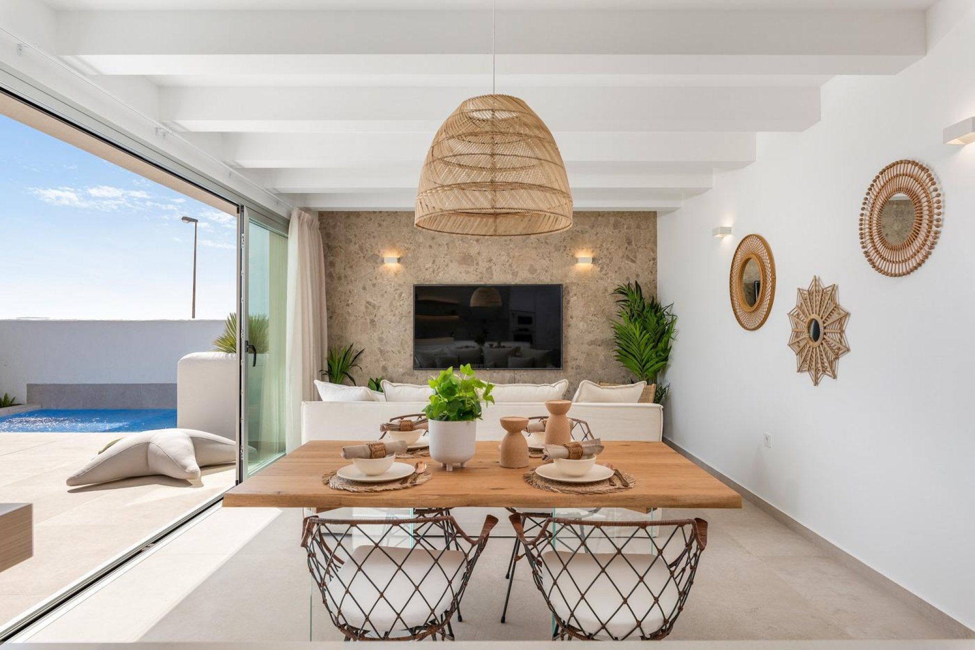 Obra nueva - villa -
