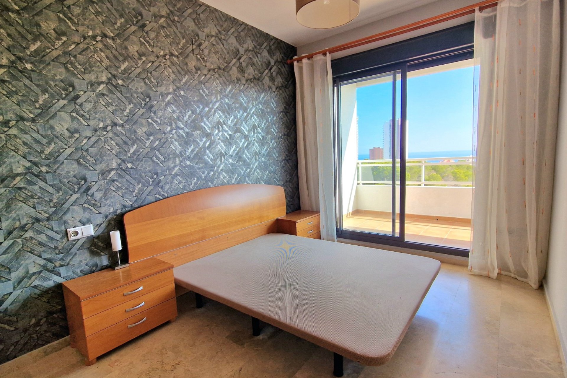 Odsprzedaż - Mieszkanie -
Benidorm - Poniente