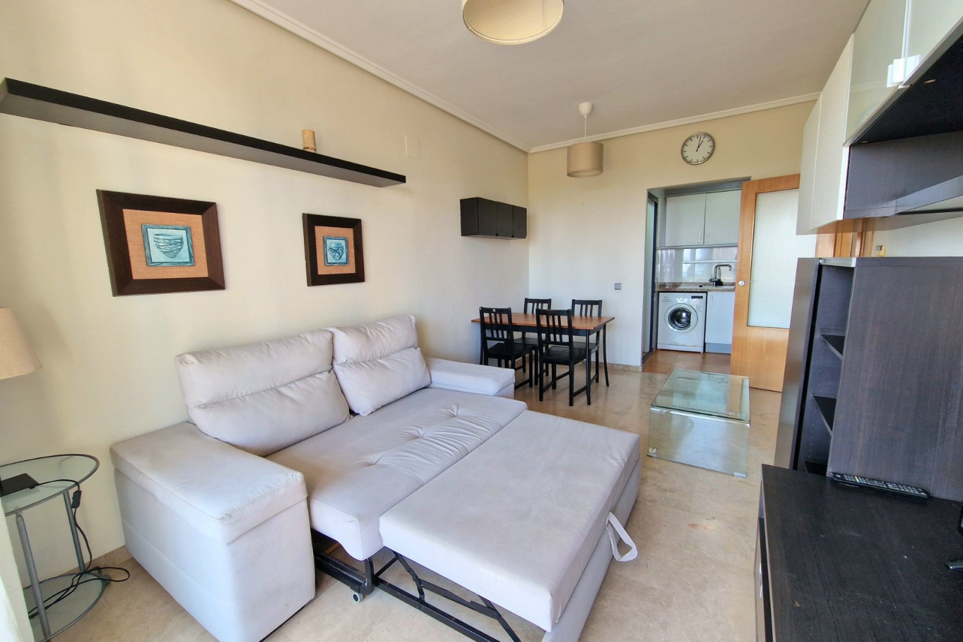 Reventa - Apartamentos -
Benidorm - Poniente