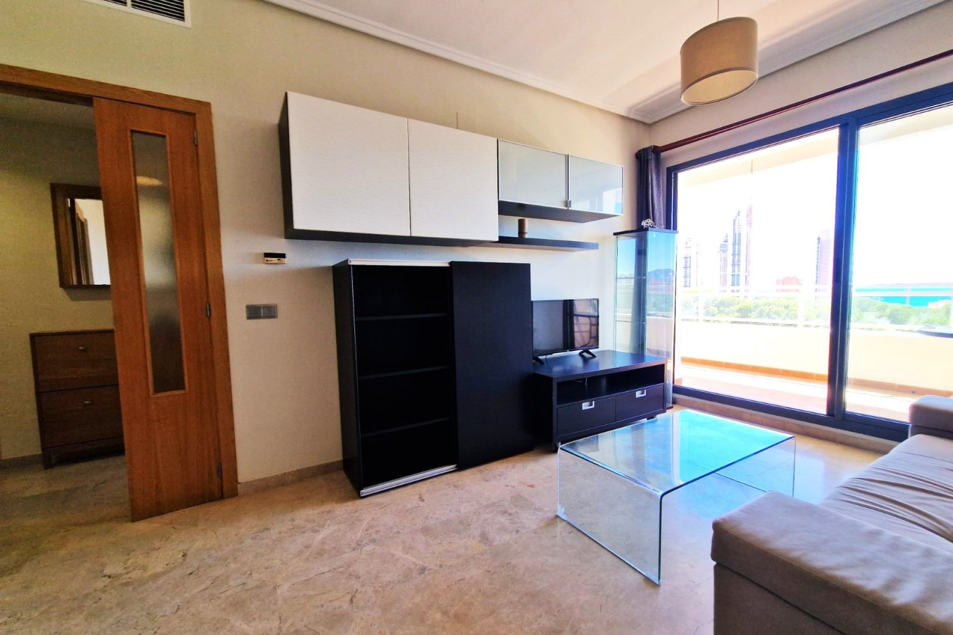 Reventa - Apartamentos -
Benidorm - Poniente