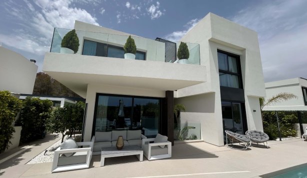 villa - Reventa - La Nucía -
                La Nucía