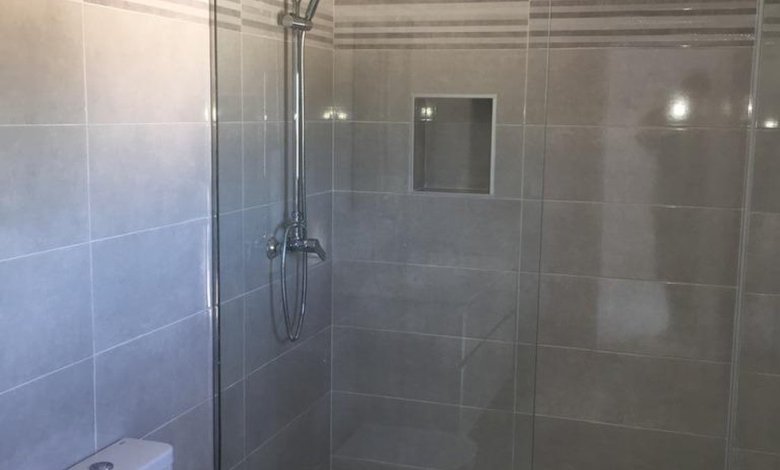 Nowy budynek - villa -
