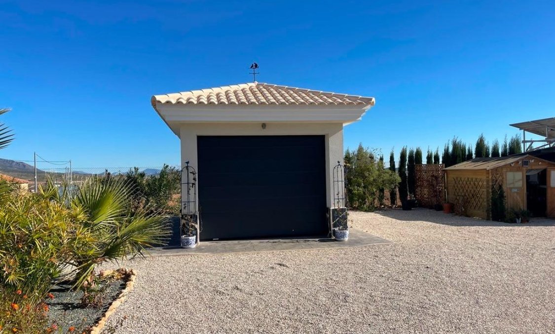 Nowy budynek - villa -
