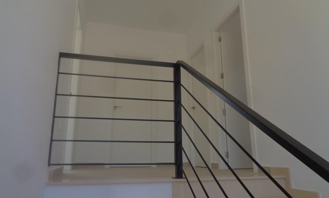 Obra nueva - villa -
