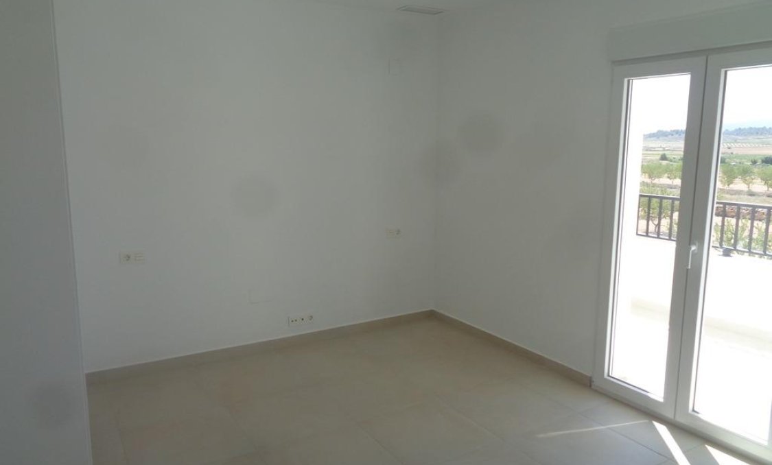 Obra nueva - villa -
