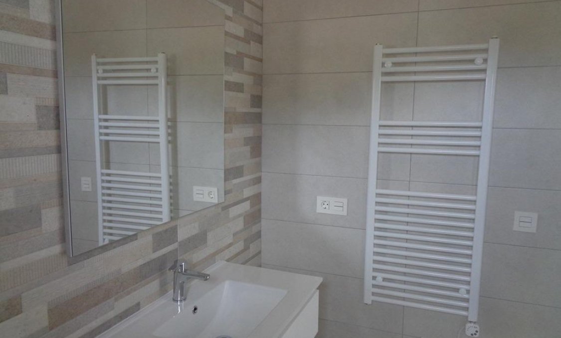 Nowy budynek - villa -
