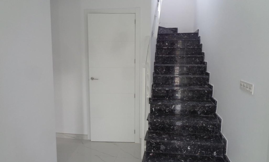 Nowy budynek - villa -
