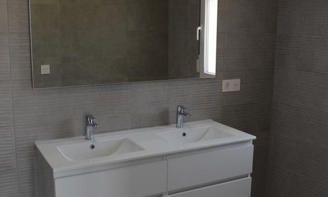 Nowy budynek - villa -
