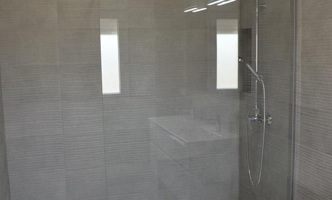 Nowy budynek - villa -
