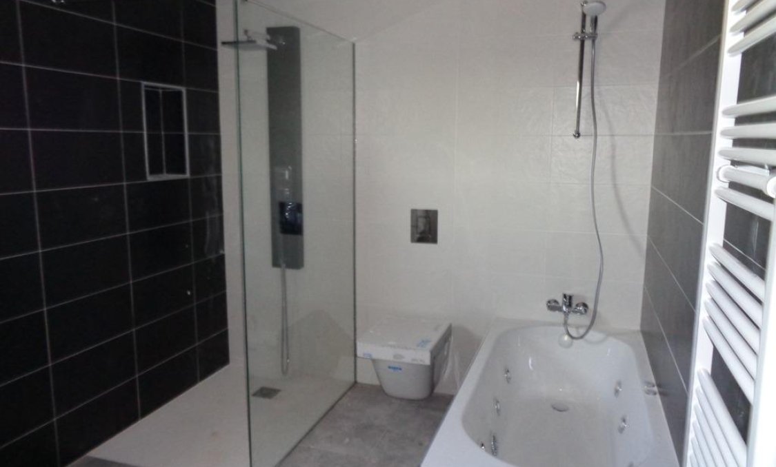 Nowy budynek - villa -
