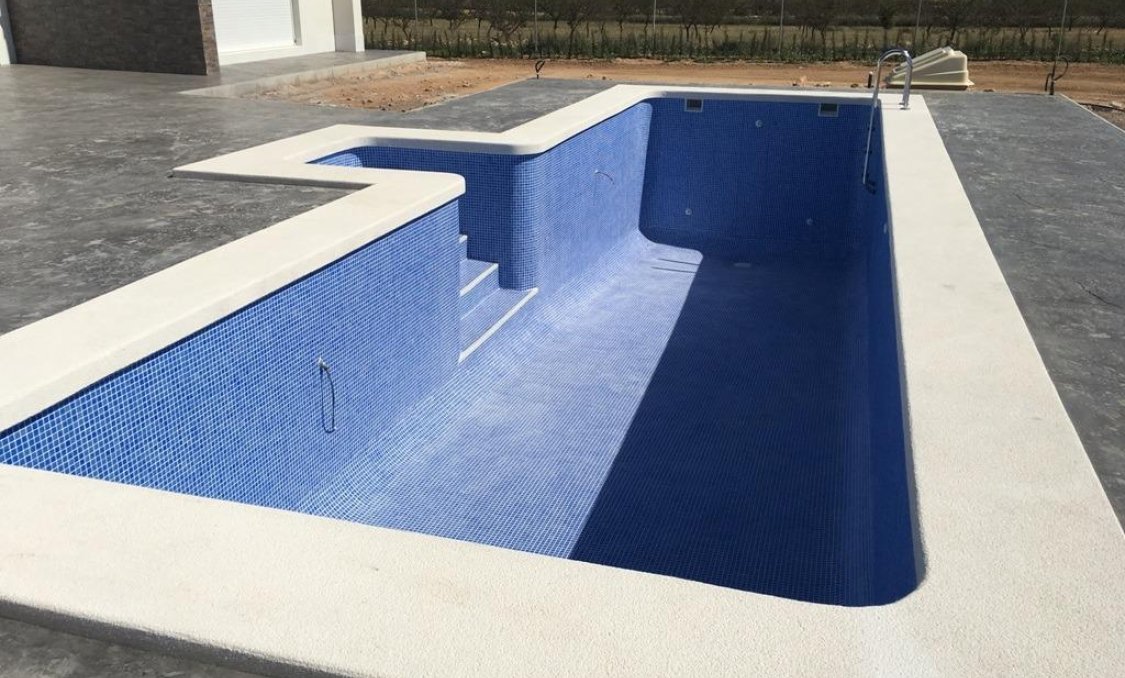 Nowy budynek - villa -
