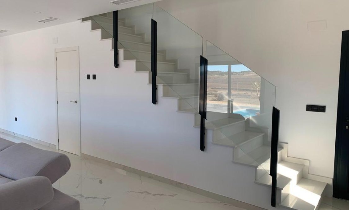 Nowy budynek - villa -
