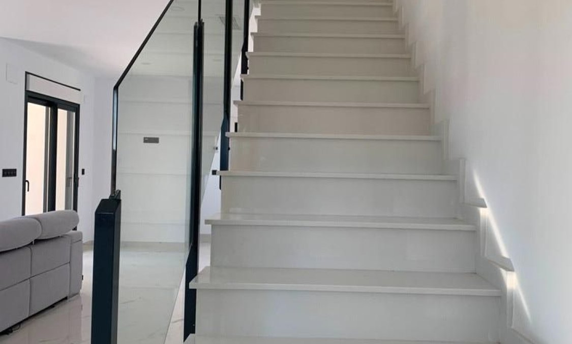 Nowy budynek - villa -
