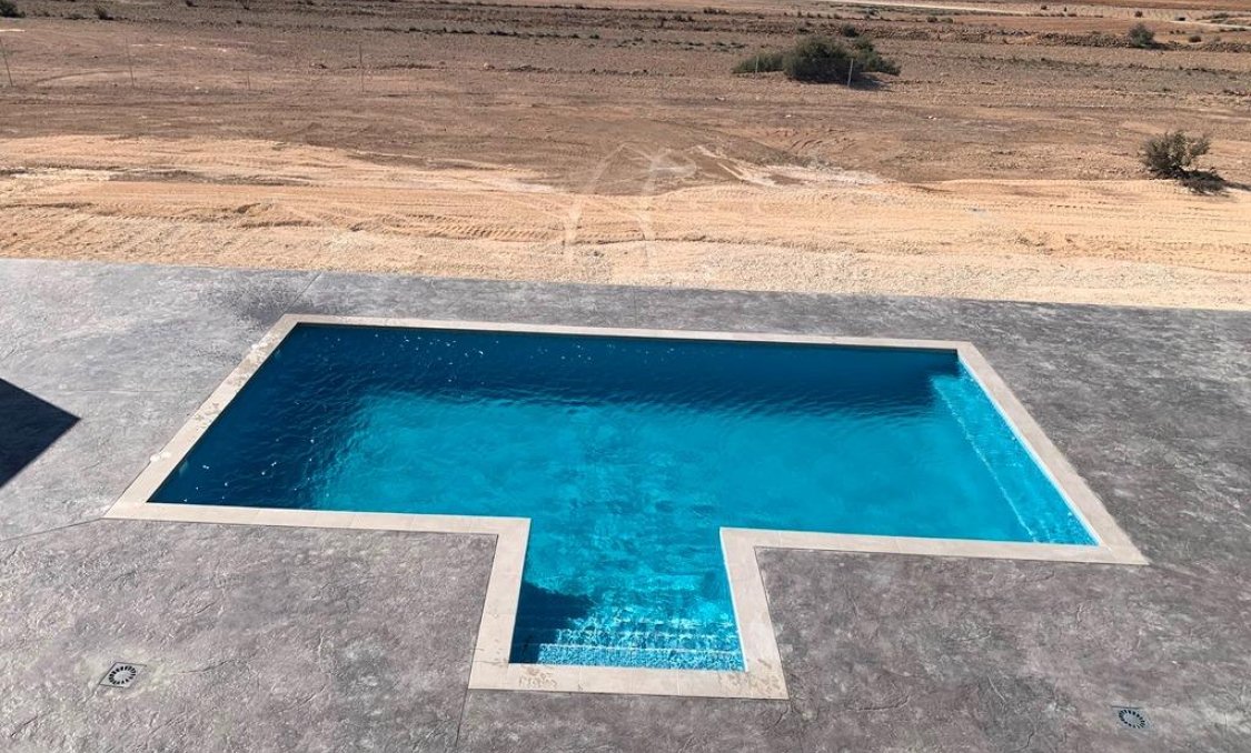 Nowy budynek - villa -
