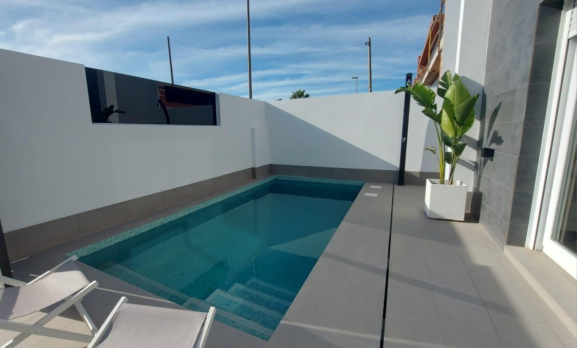 Nowy budynek - villa -
