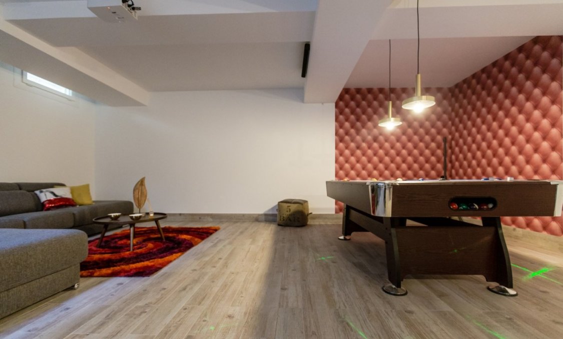 Nowy budynek - villa -
