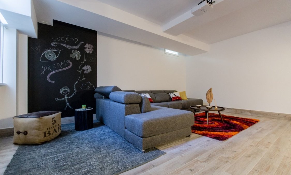 Nowy budynek - villa -
