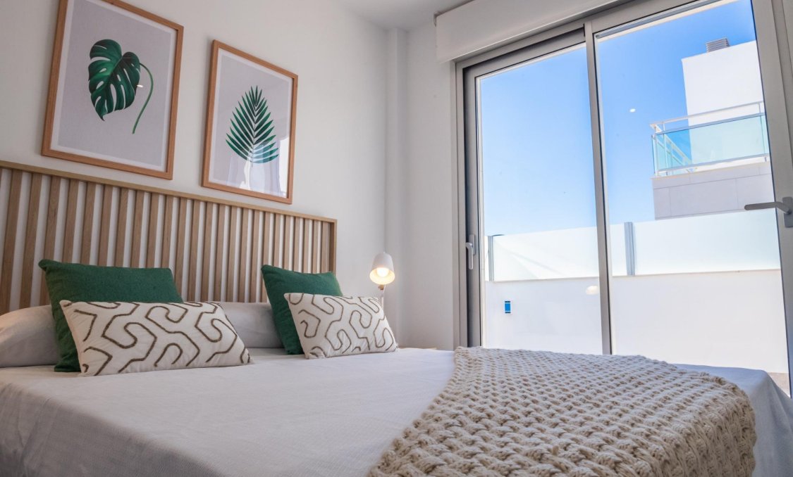 Obra nueva - villa -
