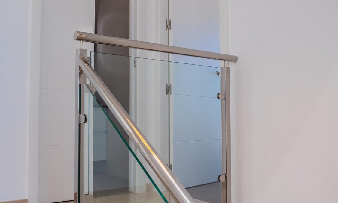 Obra nueva - villa -
