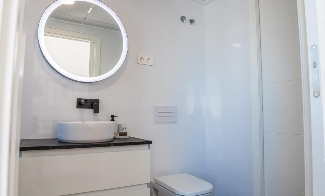 Obra nueva - villa -
